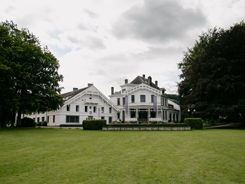 Wissel rust en een bruisend stadsleven af tijdens uw verblijf in het hotel in de Voerstreek